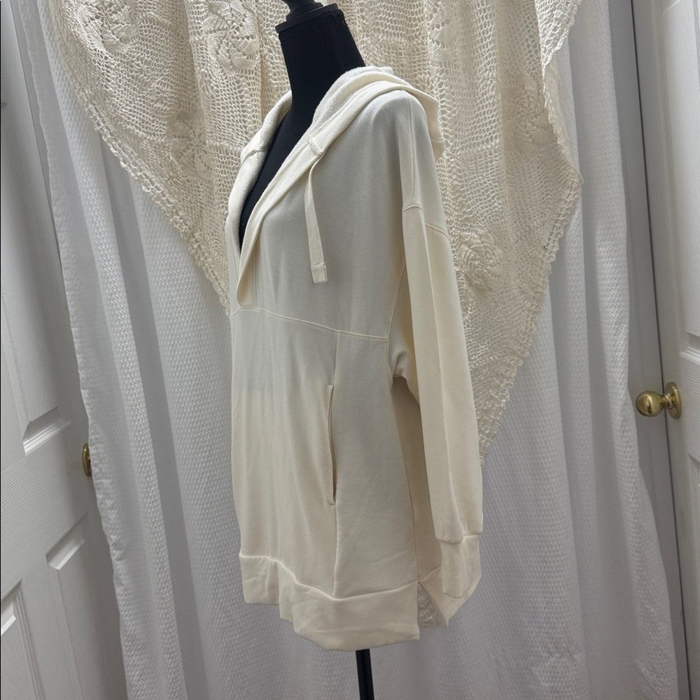 Old Navy Live-In French Terry Cream Hooded Pullover - Picture 5 of 8
